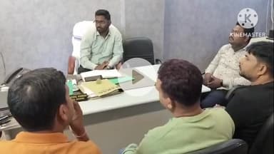 घाघरा: घाघरा सीओ ने कार्यालय में घाघरा मुख्यालय में वेस्ट मैनेजमेंट को लेकर की बैठक