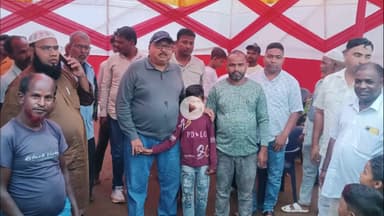 गिरिडीह: राज्यसभा सांसद डॉ. सरफ़राज़ अहमद ने गांडेय प्रखंड क्षेत्र के विभिन्न इलाकों का दौरा किया