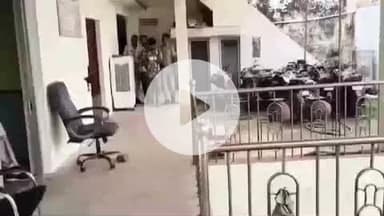 झौथरी: चौरासी पुलिस ने ऑपरेशन शिकंजा में जानलेवा हमले के 2 आरोपियों को किया गिरफ्तार, हथियारों से लैस बदमाशों ने की थी वारदात