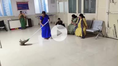 खंडवा नगर: खंडवा मेडिकल कॉलेज में लापरवाही: ठंडे फर्श पर हुई डिलीवरी, जच्चा-बच्चा सुरक्षित