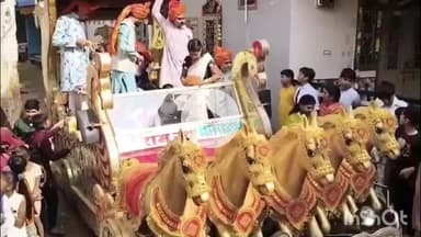 सरदारपुर: रिंगनोद के सुरेश कोठारी सांसारिक जीवन त्यागकर बनेंगे जैन मुनि, दीक्षा से पहले निकला वर्षीदान वरघोड़ा