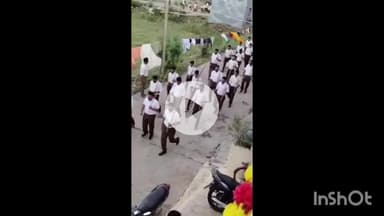 धार: धार जिले के लेबड़ में निकला RSS का पथ संचलन, जगह-जगह हुआ स्वागत