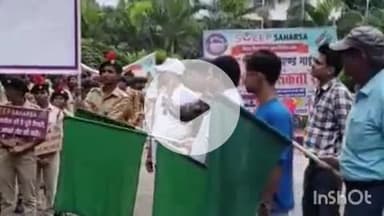 कहरा: सहरसा में मतदाता जागरूकता रैली निकली, एनसीसी और स्काउट-गाइड के छात्रों ने 'पहले मतदान, फिर जलपान' के नारे लगाए