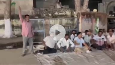 जगाधरी: भारतीय किसान यूनियन ने साढौरा थाना प्रभारी पर धान की गाड़ियों में सहयोग न करने का आरोप लगाकर दिया धरना