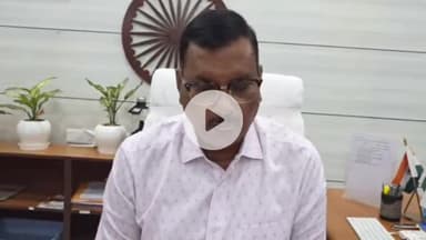 गोपालगंज: मतदान केंद्र पर मतदान के दिन मोबाइल ले जाने पर होगी कार्रवाई: डीएम पवन कुमार सिंह ने दी जानकारी