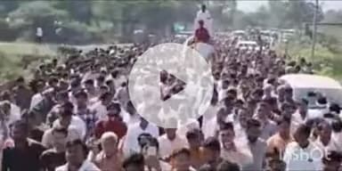 बारां: अंत उपचुनाव में निर्दलीय प्रत्याशी नरेश मीणा का पचेल कला गांव में जोरदार स्वागत, हाथी पर बैठकर मांगा समर्थन