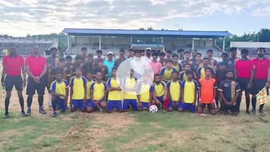 धनबाद/केंदुआडीह: धनबाद जिला सीनियर फुटबॉल लीग: लीगेसी एक्सीलेंट और बिरसा मुंडा फुटबॉल क्लब का मैच 1-1 से बराबर