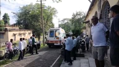 गिरिडीह: गिरिडीह कोलियरी में वोल्टेज चेक करते वक्त मल्टी मीटर ब्लास्ट होने से इलेक्ट्रिशियन घायल