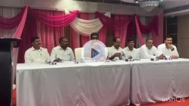 नवादा: जवाहर नगर में मोहम्मद कामरान ने की प्रेस वार्ता, दो निर्दलीय प्रत्याशियों ने दिया समर्थन, राजनीतिक गलियारे में खलबली