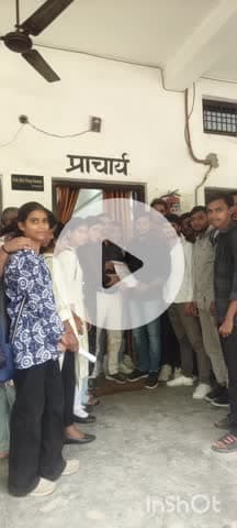 बहराइच: बहराइच में अखिल भारतीय विद्यार्थी परिषद के पदाधिकारियों ने किया प्रदर्शन, कॉलेज की व्यवस्था सुधारने की मांग की