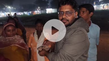 डुमरा: रोटी बैंक सीतामढ़ी ने जरूरतमंदों के बीच भोजन वितरण कर मानवता की मिसाल पेश की