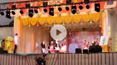 कोंडागांव: कोंडागांव में राज्योत्सव के दूसरे दिन रंगारंग सांस्कृतिक कार्यक्रमों की धूम, नगर पालिका अध्यक्ष शामिल हुए