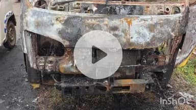 सिरदला: घर के आगे खड़ी मैजिक वाहन में लगी आग, बड़ा हादसा टल गया