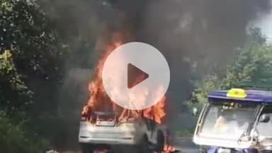 समुद्रपूर: चालत्या कारने घेतला पेट:सुदैवाने कोणतीही जीवनात हानी नाही.कार जळून खाक: शेडगाव मांडगाव रस्त्यावरील घटना