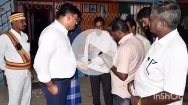 குடவாசல்: மஞ்சகுடி ஊராட்சியில் வாக்குச்சாவடி நிலை அலுவலர்கள் வீடு வீடாக சென்று கணக்கெடுப்பு படிவம் வழங்கும் பணியினை ஆட்சியர் ஆய்வு