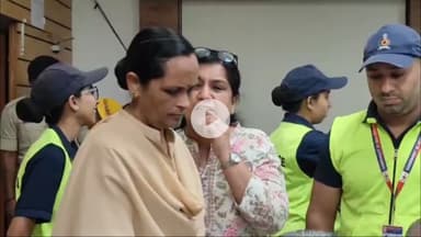 राऊ: DAVV के पूर्व कुलपति नरेन्द्र धाकड़ पहुंचे कलेक्टर की जनसुनवाई में, कलेक्टर को बताई अपने बेटे की समस्या