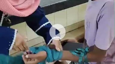 पडरौना: पिपरा मिश्र में धान के खेत में किशोर को सांप ने डसा, जिला अस्पताल में भर्ती — उपचार जारी