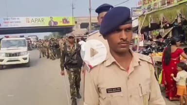 संपतचक: गौरीचक थाने की पुलिस ने थाना क्षेत्र में किया फ्लैग मार्च