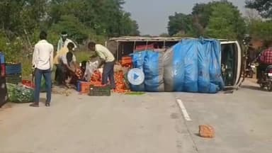 शिवपुरी: साजौर गांव के पास तेज रफ्तार DCM पलटा, चालक घायल