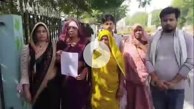 झांसी: अपनी छत पर पटाखे फोड़ने से मना करने पर दबंगों ने लड़के सहित घर की महिलाओं को पीटा, पीड़ित ने SSP से की शिकायत