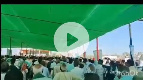 नरकटिया: नरकटिया विधानसभा के बनकटवा में बुधवार को तेजस्वी की सभा में बंजरिया से हजारों की संख्या में लोग शामिल हुए
