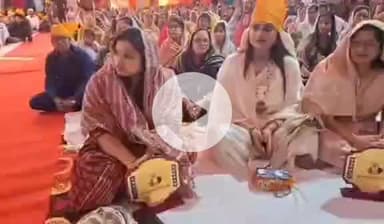 मेदिनीनगर (डालटनगंज): गुरु नानक देव जी के 556वें प्रकाश पर्व पर मेदिनीनगर में विशाल कीर्तन दरबार का आयोजन, एसपी व मेयर हुए शामिल