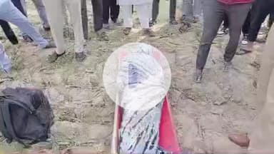 रूड़की: पनियाला गांव के पास आम के बाग में एक व्यक्ति ने संदिग्ध हालत में फांसी लगाकर आत्महत्या की