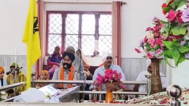 टिहरी: गुरु नानक देव जी की जयंती पर श्रद्धा और भक्ति के साथ मनाया गया प्रकाश पर्व