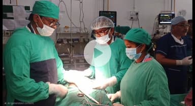 धनबाद/केंदुआडीह: धनबाद: सदर अस्पताल में आयुष्मान भारत योजना के तहत सफल गर्भाशय ऑपरेशन