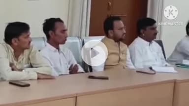 दौसा: भारत निर्वाचन आयोग की ओर से जिला परिषद में आयोजित किया गया राजनीतिक दलों का प्रशिक्षण कार्यक्रम