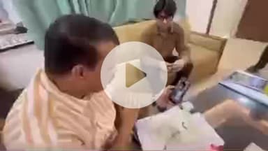 हुज़ूर: नेता प्रतिपक्ष उमंग सिंघार ने विश्व विजेता खिलाड़ी क्रांति गौड़ को वीडियो कॉल पर दी बधाई और शुभकामनाएं