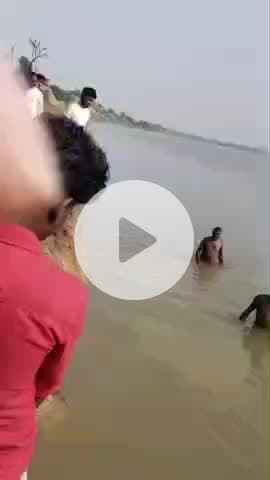 करछना: पिपरहटा गांव में मानसिक तनाव से जूझ रहे युवक ने टोंस नदी में कूदकर दी जान, पुलिस जांच में जुटी