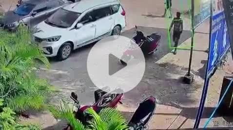 पाठलगांव मे दिन दहाड़े बाईक चोरी