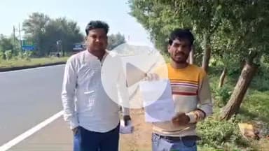 झांसी: रक्सा थाना क्षेत्र के डेली गांव में एक युवक की मोटरसाइकिल चोरी, वह दोस्त के घर बकरा खाने गया था