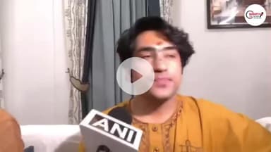 बागेश्वर धाम पीठाधीश्वर पं. धीरेंद्र कृष्ण शास्त्री।
Anoop Kumar Akshay Pratap Singh Gaurav Goel Pradeep Batra Harsh Var