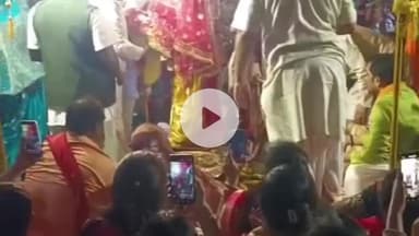 इटावा: वैकुंठ विवाह महोत्सव पक्का तालाब स्थित आश्रम पर हुआ संपन्न, हरि कृपा में डूबा दिखाई दिया शहर