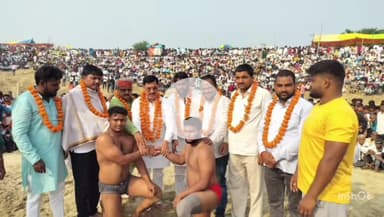 फरेंदा: धानी बाजार स्थित राप्ती नदी के तट पर कार्तिक पूर्णिमा के अवसर पर विराट दंगल और मेला का आयोजन