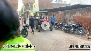 नंदी महाराज की हालत खराब पेट मे है पानी का भंडार..!

Respect girls help poor help animals 

#apsgurjar #gwalior