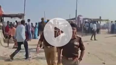 कानपुर: कार्तिक पूर्णिमा पर पुलिस आयुक्त ने भीड़ नियंत्रण एवं सुरक्षा व्यवस्था का किया स्थलीय निरीक्षण