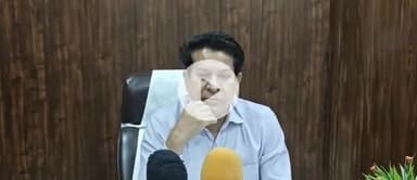 मैनपुरी: बेवर क्षेत्र में एक ही सड़क के लिए ठेकेदार द्वारा दो बार भुगतान किए जाने की जानकारी अधिशासी अभियंता ने दी