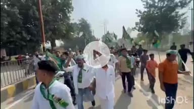 नवादा: आईटीआई में पूर्व मुख्यमंत्री अखिलेश यादव का भाषण सुनने के लिए बड़े पैमाने पर लोग पहुंचे, रोड पर भीड़ ही भीड़