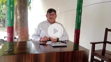 लखीमपुर: देवकाली के पास रोड के किनारे सरकारी जमीन पर लगे कट गूलर के पेड़ों को काटते हुए वन विभाग ने एक युवक को धर दबोचा