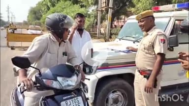 चूरू: चूरू में पुलिस ने दिखाई संख्ती, वाहनों पर लगी ब्लैक फिल्म के खिलाफ की कार्रवाई