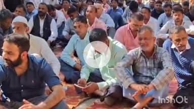 देहरादून: राशन डीलरों ने अपनी मांगों को लेकर खाद्य आयुक्त कार्यालय में की तालाबंदी