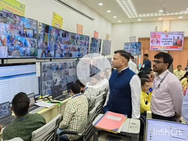 बेगूसराय: जिले में विधानसभा चुनाव के मद्देनज़र DM ने कारगिल भवन स्थित कंट्रोल रूम का निरीक्षण किया, कई निर्देश दिए