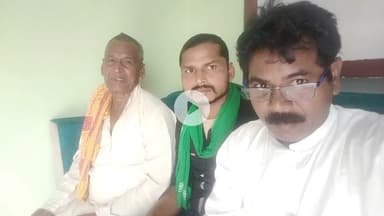 bhaluwa 2 में चौहान समाज के मुख्य नेता राजकुमार चौहान के घर