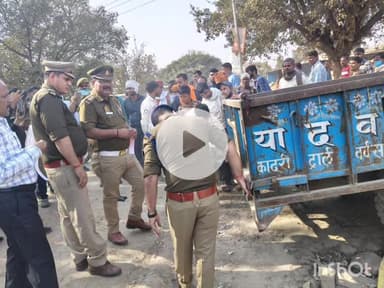 हरदोई: सड़क सुरक्षा माह नवम्बर अभियान के अंतर्गत पुलिस ने यातायात नियमों के प्रति जागरूक किया