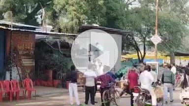 झांसी: हाट के मैदान में बने ढाबे में बैठकर शराब पीने का वीडियो हुआ वायरल, पुलिस ने कार्रवाई कर ढाबे को हटाया