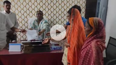 छपारा: छपारा नगर परिषद: शिवाजी वार्ड के लोग सड़क और पेयजल समस्या लेकर पहुंचे, लगाई गुहार