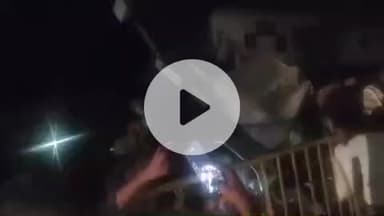 करछना: भडे़वरा बाजार में ईट लदा अनियंत्रित ट्रैक्टर की चपेट में आने से एक व्यक्ति की मौत, अन्य घायल